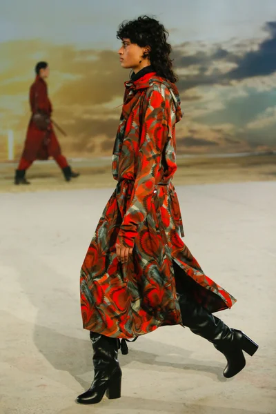 Look 44